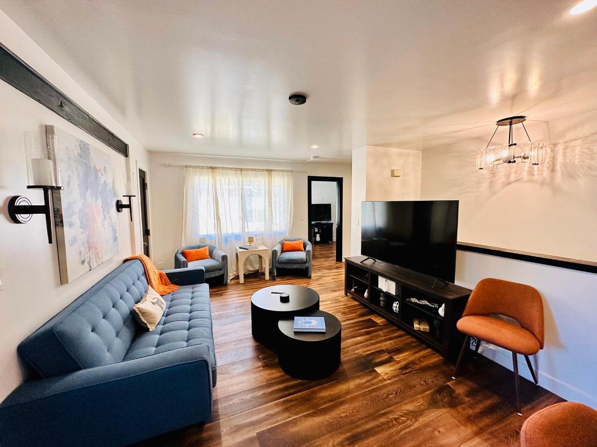 Bespoke Inn سارية العلم المظهر الخارجي الصورة